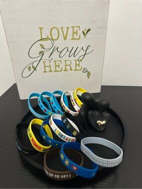 14 Colorful Silicone Awareness Wristband autism